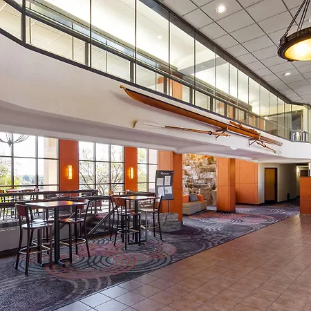 Best Western Plus Dakota Ridge
